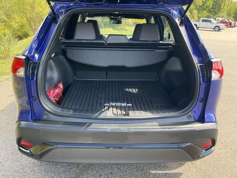 Used 2023 Toyota Corolla Cross SE image 26