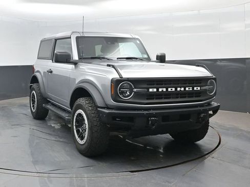 Certified 2022 Ford Bronco Black Diamond AWD/4WD image 2