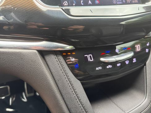 Used 2021 Cadillac XT6 Sport w/ Platinum Package AWD/4WD image 23