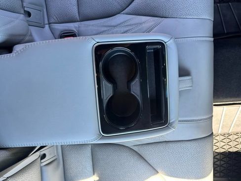 Used 2021 Toyota Avalon Limited w/ Advanced Safety Package FWD image 12