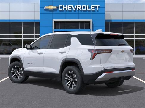 New 2026 Chevrolet Equinox LT image 3