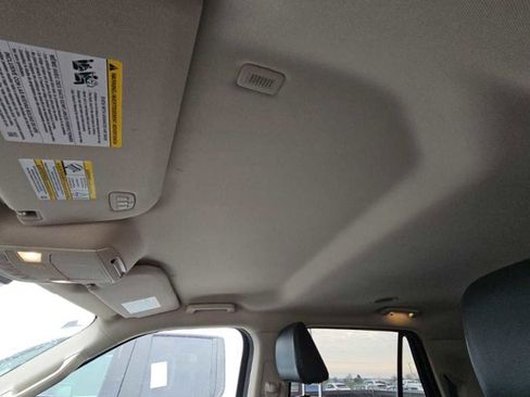 Used 2023 Ford Expedition Max XLT image 25