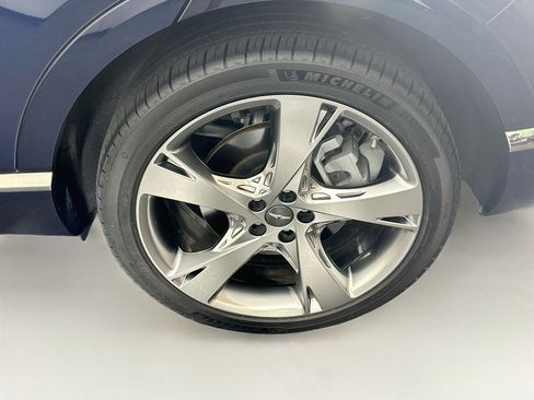 Used 2022 Genesis GV80 2.5T w/ Prestige Package 04 AWD/4WD image 11