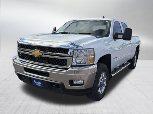 Used 2013 Chevrolet Silverado 2500 LTZ w/ LTZ Plus Package image 3