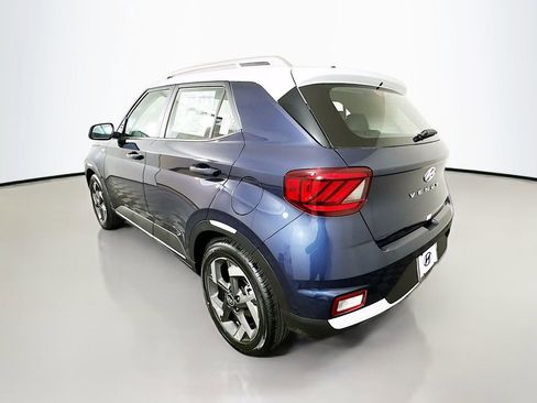 New 2026 Hyundai Venue SEL image 7