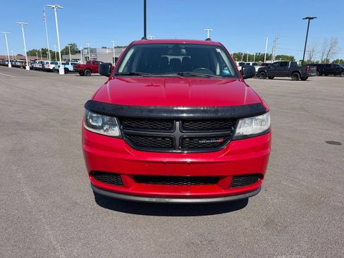 Used 2018 Dodge Journey SE w/ Popular Equipment Group FWD image 2