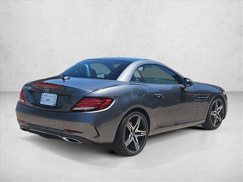 Used 2020 Mercedes-Benz SLC 300 image 5