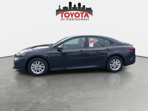 New 2026 Toyota Camry LE FWD image 3