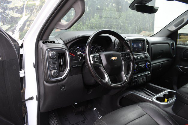 Used 2020 Chevrolet Silverado 1500 LTZ w/ LTZ Premium Package AWD/4WD image 14