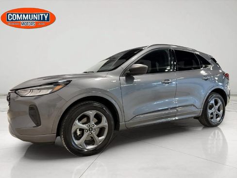 Used 2024 Ford Escape ST-Line AWD/4WD image 2