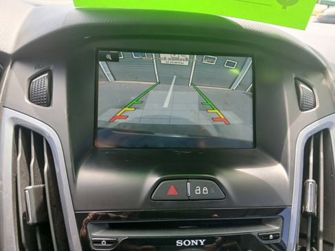 Used 2014 Ford Focus Titanium image 14