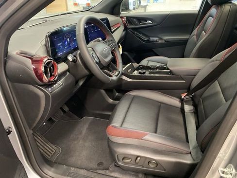 New 2026 Chevrolet Equinox RS w/ Convenience Package III AWD/4WD image 25