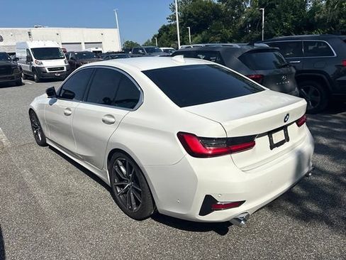 Used 2020 BMW 330i Sedan w/ Convenience Package RWD image 16