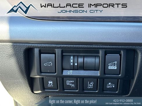 Used 2018 Subaru Outback 2.5i Limited image 37