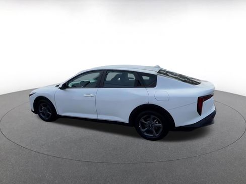 Used 2025 Kia K4 FWD image 10