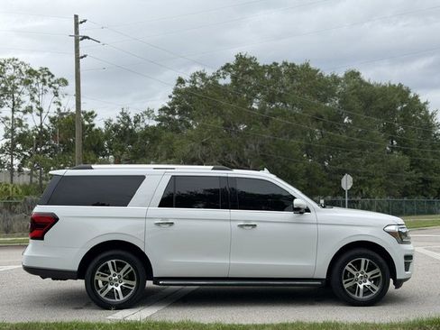 Used 2022 Ford Expedition Max Limited RWD image 6