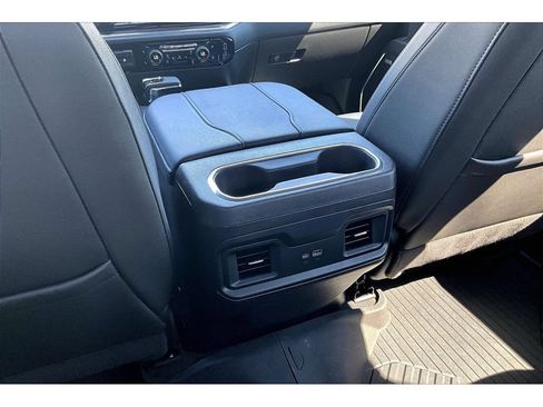 Used 2024 Chevrolet Silverado 1500 LT Trail Boss w/ Convenience Package II AWD/4WD image 11