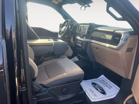Used 2023 Ford F150 XLT image 15