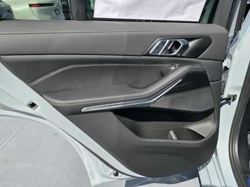 New 2026 BMW X5 xDrive40i w/ M Sport Package image 12