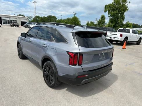 Used 2022 Kia Sorento S w/ Panoramic Sunroof Package AWD/4WD image 18