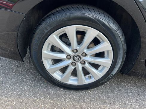 Used 2019 Toyota Camry LE FWD image 22