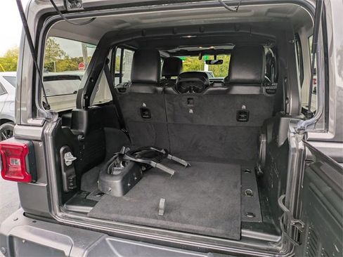 Certified 2020 Jeep Wrangler Unlimited Rubicon image 27