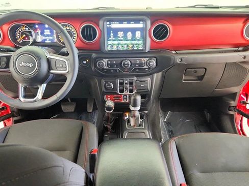 Used 2023 Jeep Gladiator Rubicon w/ Cold Weather Group AWD/4WD image 27