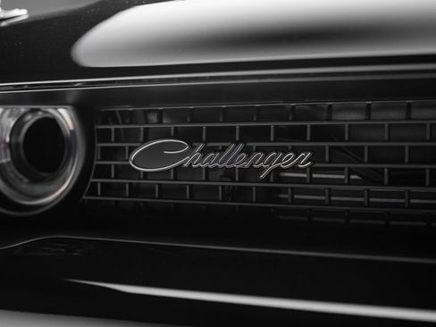 Used 2023 Dodge Challenger SRT Hellcat Redeye RWD image 14
