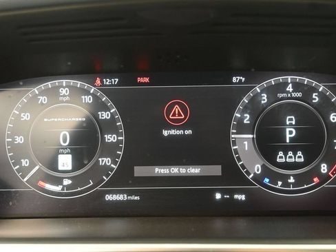 Used 2018 Land Rover Range Rover Supercharged AWD/4WD image 12