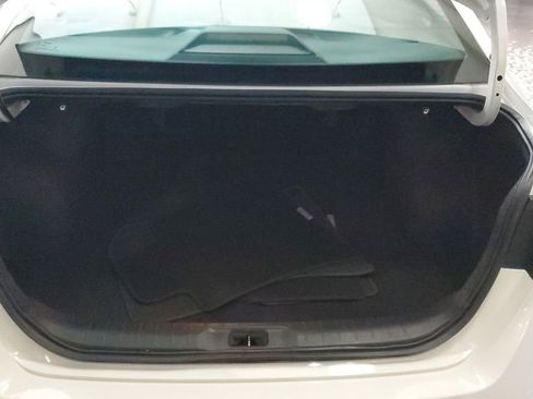 Used 2024 Nissan Altima 2.5 SR FWD image 10