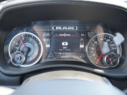 Used 2019 RAM 2500 Laramie AWD/4WD image 21