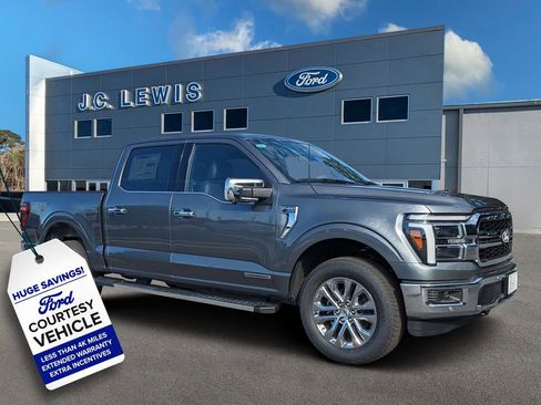 New 2025 Ford F150 Lariat w/ Equipment Group 502A High image 1