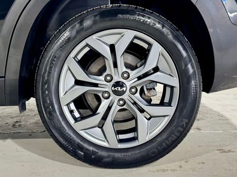 Used 2024 Kia Seltos LX image 31