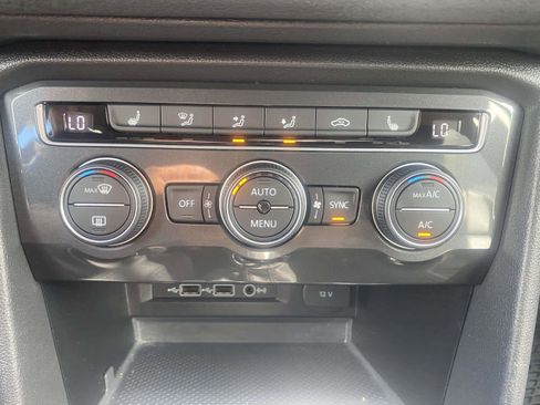 Used 2019 Volkswagen Tiguan SE w/ 3rd Row Seat Package AWD/4WD image 20