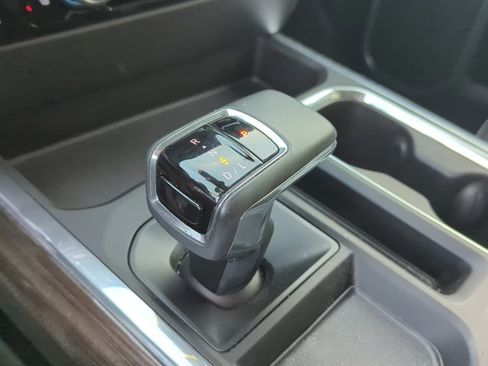 Used 2025 Chevrolet Silverado 1500 LT image 22