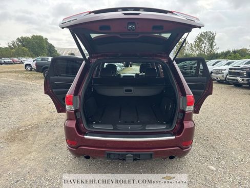 Used 2016 Jeep Grand Cherokee Overland w/ Advanced Technology Group image 33
