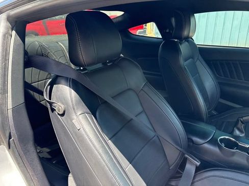 Used 2016 Ford Mustang GT Premium w/ Equipment Group 401A RWD image 13