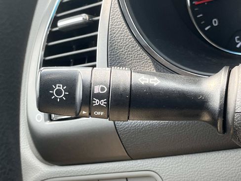 Used 2018 Kia Forte LX FWD image 35