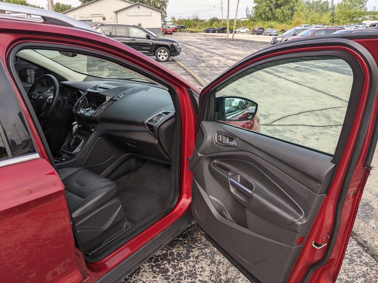 Used 2013 Ford Escape Titanium w/ Parking Technology Pkg AWD/4WD image 13