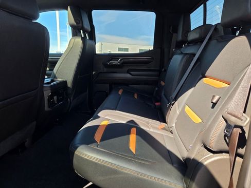 Used 2024 GMC Sierra 1500 AT4 w/ Technology Package image 20