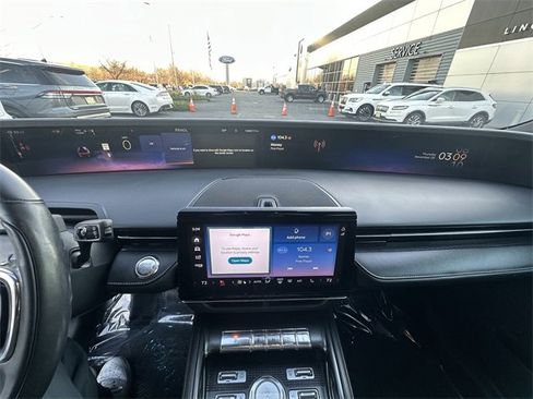 Certified 2024 Lincoln Nautilus Reserve w/ Jet Appearance Package (87T) image 22