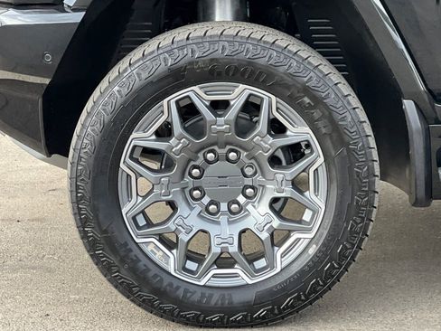 New 2025 GMC Hummer EV 3X AWD/4WD image 26