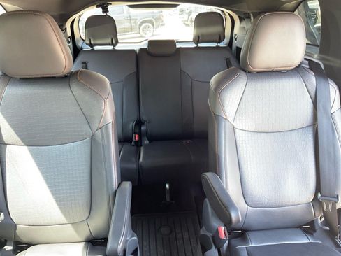 Used 2024 Toyota Sienna XSE w/ XSE Plus Package AWD/4WD image 19