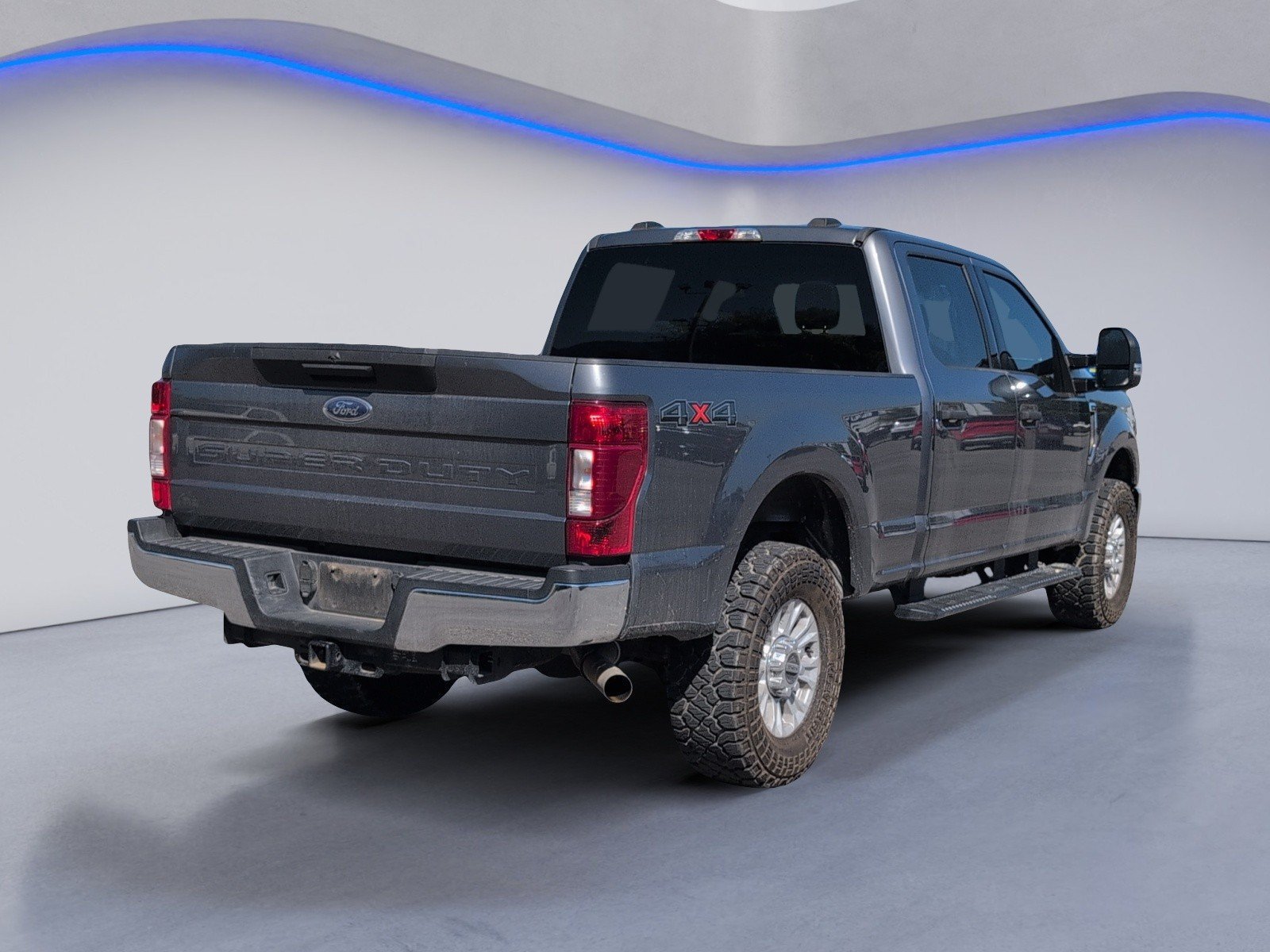 Used 2021 Ford F250 XLT AWD/4WD image 3