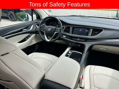 Used 2024 Buick Enclave Essence w/ Technology Package FWD image 16