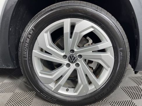 Used 2023 Volkswagen Atlas SE image 15