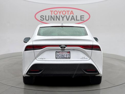 Used 2023 Toyota Mirai XLE image 8