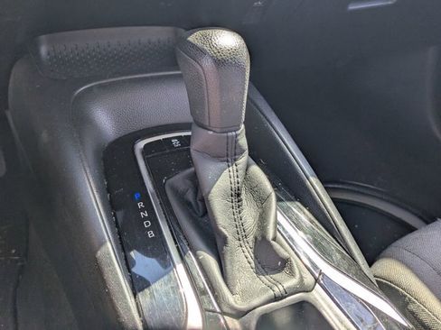 Used 2020 Toyota Corolla LE image 13