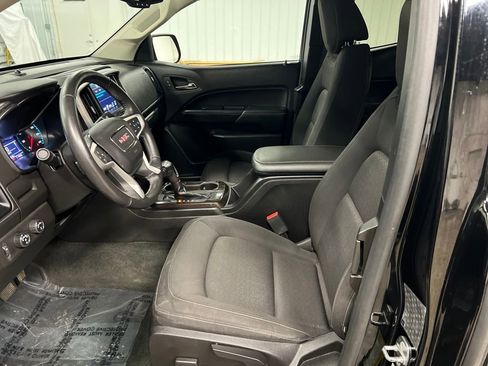 Used 2017 GMC Canyon SLE w/ SLE Convenience Package image 12