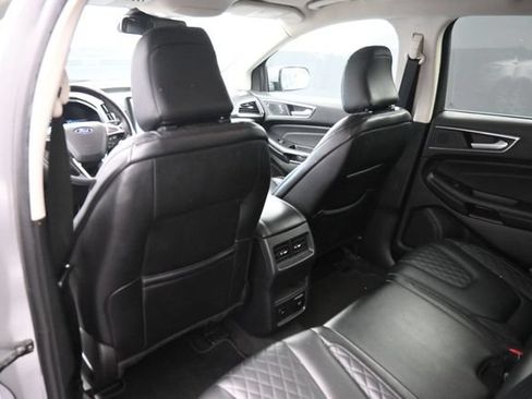 Used 2024 Ford Edge Titanium AWD/4WD image 35
